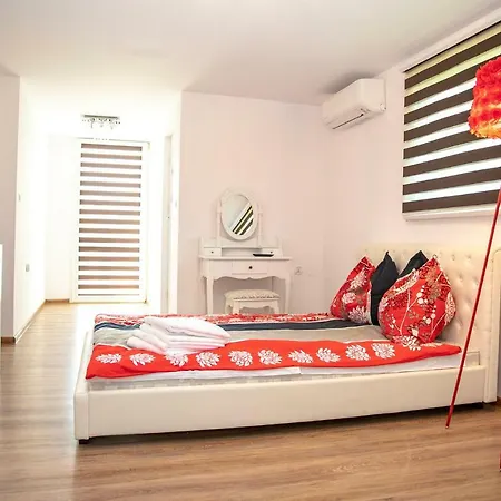 Goscinne Angelika Bed & Breakfast 3*